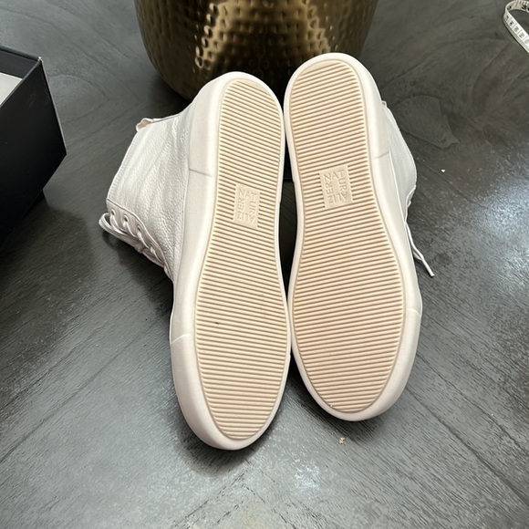 Naturalizer  Morrison Hi Water-Repellent (WIDE) - Picture 3 of 13